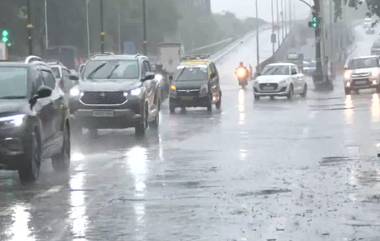 Mumbai Rains: টানা ভারী বৃষ্টিতে মুম্বইতে বাতিল ৩৬টি বিমান, আরব সাগরের তীরের শহরের রাস্তা যেন নদী