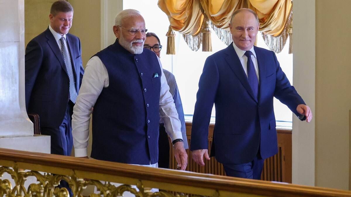 PM Narendra Modi: দেশ ছেড়ে এখন কোথাও নয়, রাশিয়া সফর বাতিল মোদীর