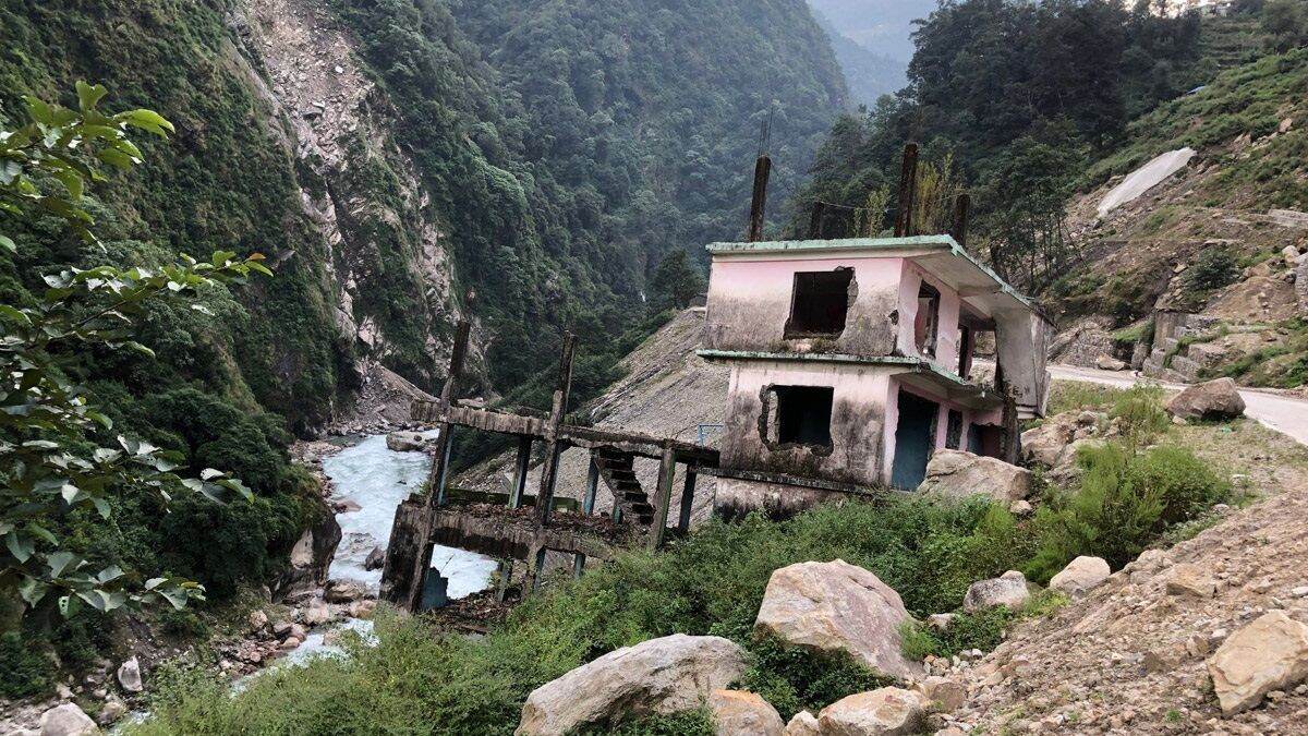 Tibet Rain, Landslides: একনাগাড়ে বৃষ্টিতে তিব্বতে বন্যা, ভয়াবহ ভূমিধস; আটকে ৪৭২ জন