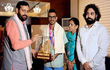 Haryana CM Meet Yuzvendra Chahal: টি-টোয়েন্টি বিশ্বকাপজয়ী যুজবেন্দ্র চাহালকে সংবর্ধনা দিলেন হরিয়ানার মুখ্যমন্ত্রী