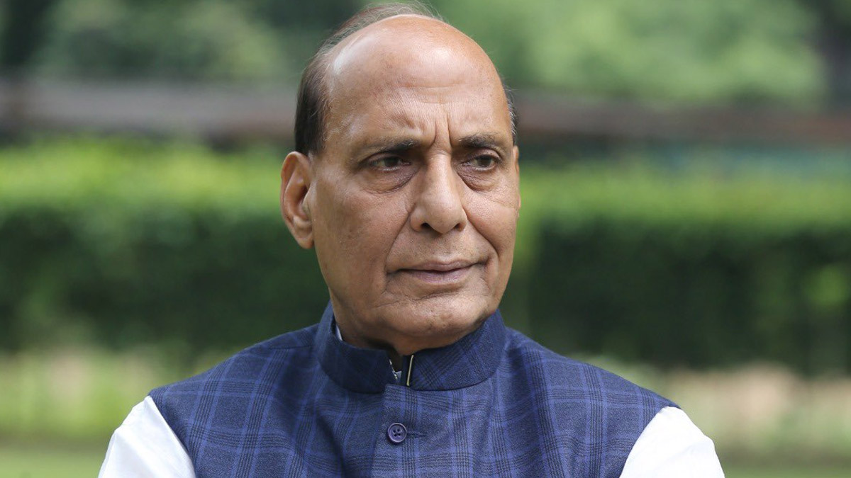 Rajnath Singh Warns Pakistan: 'আমরা আরও কিছু করতে পারতাম কবে ভারত শান্তিতে বিশ্বাসী',  পাকিস্তানকে সিঁদূরের আঘাতের কথা মনে করিয়ে সতর্ক করলেন রাজনাথ