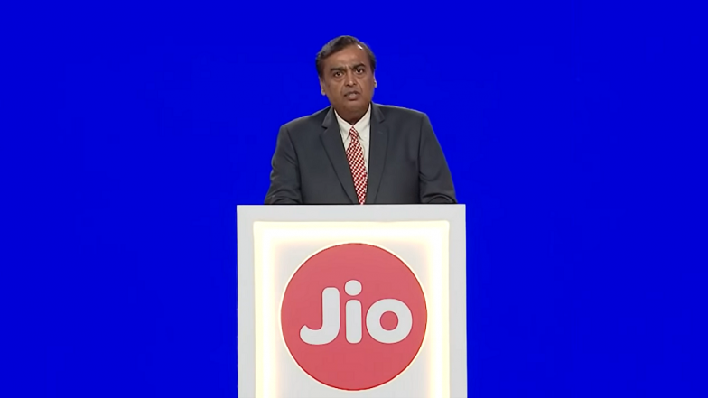 Jio Cinema: চোখধাঁধানো বিয়ের মাঝে দেশবাসীকে বড় উপহার আম্বানিদের! জানুন জিওর বড় ঘোষণা
