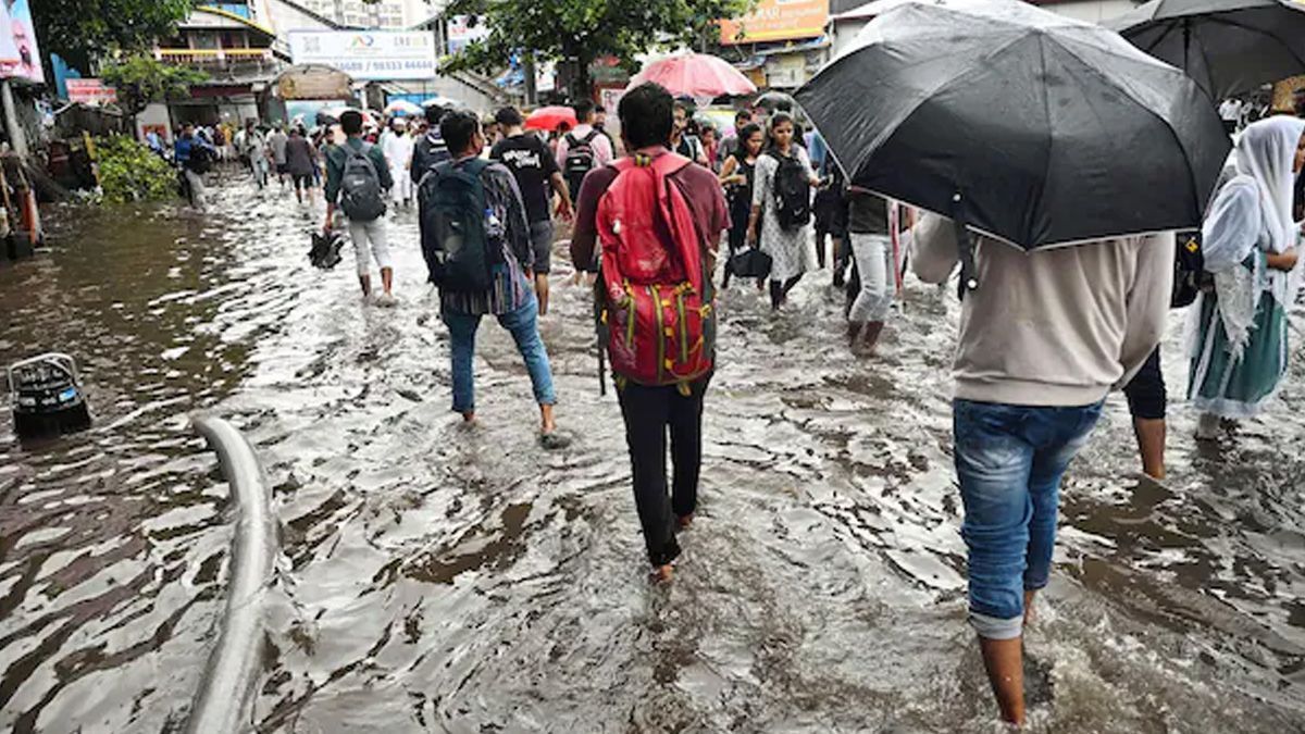 IMD Alert: মধ্য মহারাষ্ট্র, গোয়া ও কোঙ্কন অঞ্চলে ভারী বৃষ্টি, আবহাওয়ার পূর্বাভাসে জানাল মৌসম ভবন