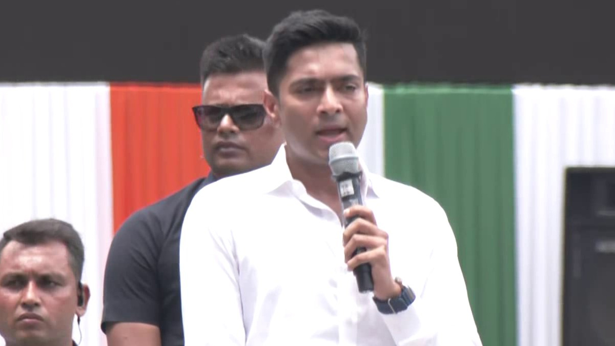 Abhisheek Banerjee: এক দেশ এক ভোট প্রশ্নে মোদী সরকারকে কটাক্ষ, ইভিএম ইস্যুতে কংগ্রেসকে খোঁচা অভিষেকের