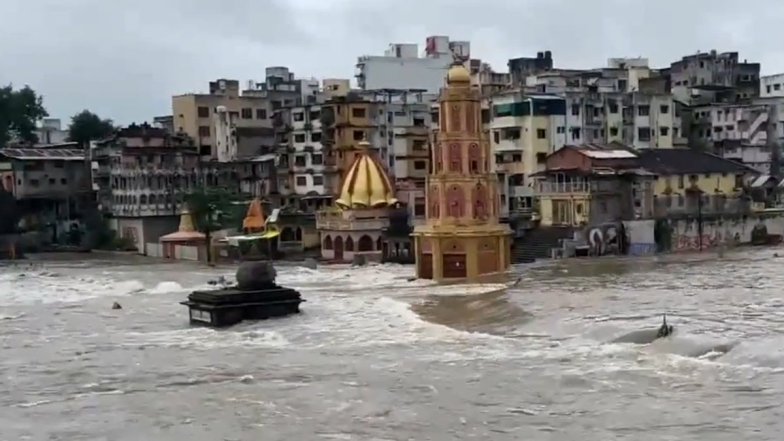 Maharashtra Rain: গোদাবরীর জলে প্লাবিত নাসিক, ডুবছে একের পর এক মন্দিরের অংশ, দেখুন ভিডিয়ো