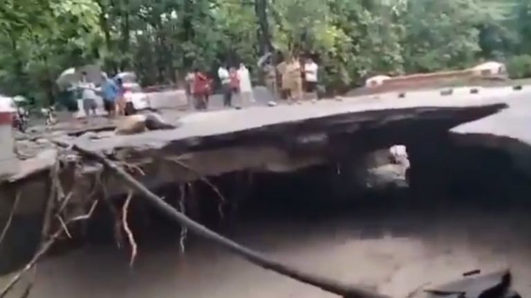 Uttarakhand Cloudburst: উত্তরাখণ্ডে মেঘভাঙা বৃষ্টিতে বিপর্যয়, জলের তোড়ে মৃত্যু ৩ জনের