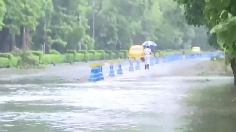 WB Weather Update: মৌসুমী অক্ষরেখা ও ঘূর্ণাবর্তের জোড়া প্রভাব,বঙ্গের প্রায় সব জেলাতেই হাল্কা থেকে মাঝারি বৃষ্টির পূর্বাভাস মৌসম ভবনের