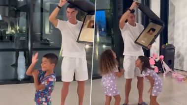 Cristiano Ronaldo Unveils YouTube Golden Play Button:'ইউআর ক্রিশ্চিয়ানো' চ্যানেলের জন্য ইউটিউব গোল্ডেন প্লে বোতাম পেলেন ক্রিশ্চিয়ানো রোনালদো ; আনন্দে লাফিয়ে ওঠল ছেলেমেয়েরা(দেখুন ভিডিও)