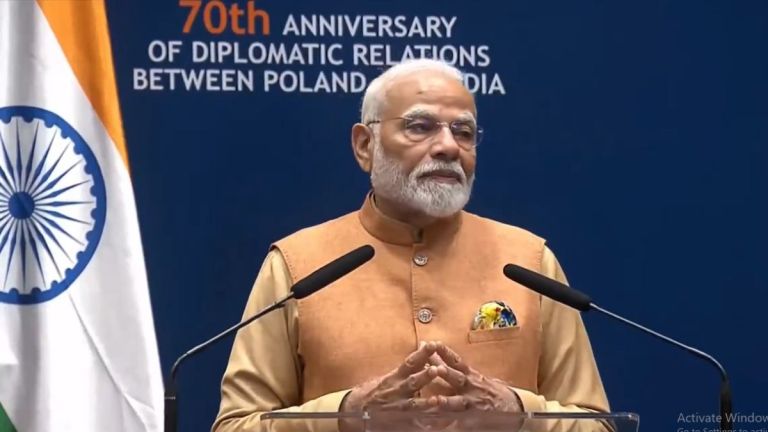 PM Modi speaks Marathi in Poland: পোল্যান্ডের মাটিতে মহারাষ্ট্রের ওয়ালিওয়াডে গ্রামের স্মৃতিচারণ, মারাঠি ভাষায় দ্বিতীয় বিশ্বযুদ্ধের কথা বললেন মোদী (দেখুন ভিডিও)