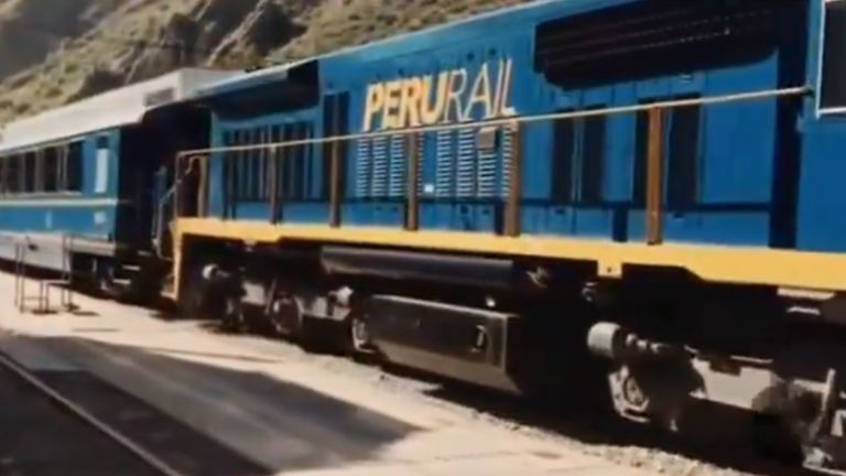 Peru Rail Video as Vande Bharat Train? বন্দে ভারতের ভিডিয়োতে পেরুর ট্রেন! রেলমন্ত্রী অশ্বিনী বৈষ্ণবের পোস্টে ফ্যাক্ট চেক করে দাবি কংগ্রেসের