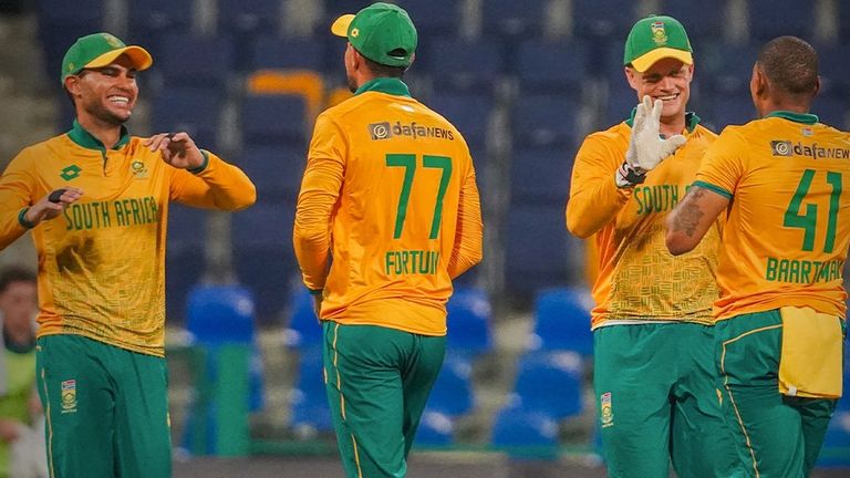 IRE vs SA 1st T20I Scorecard: রিকেলটন এবং হেনড্রিকসের সুবাদে আয়ারল্যান্ডকে ৮ উইকেটে হারাল দক্ষিণ আফ্রিকা