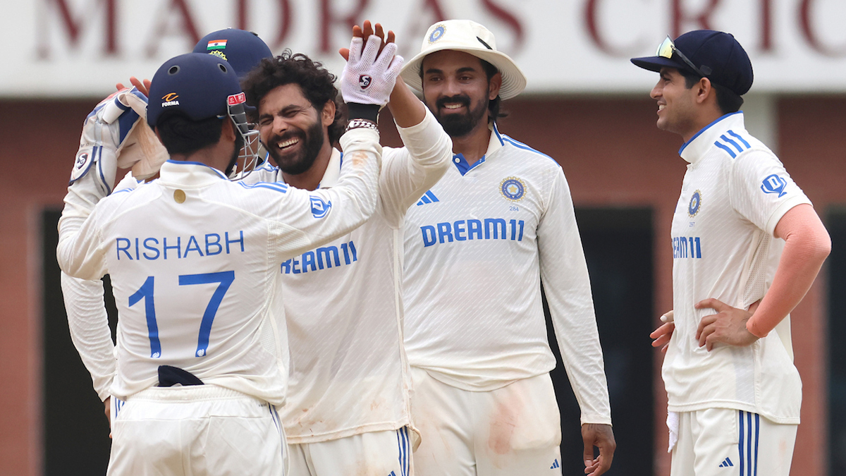 IND vs NZ 3rd Test Day 2 Stumps: ফের চলল জাদেজা-অশ্বিনের জাদু, মুম্বইয়ে জয়ের আশায় ভারত