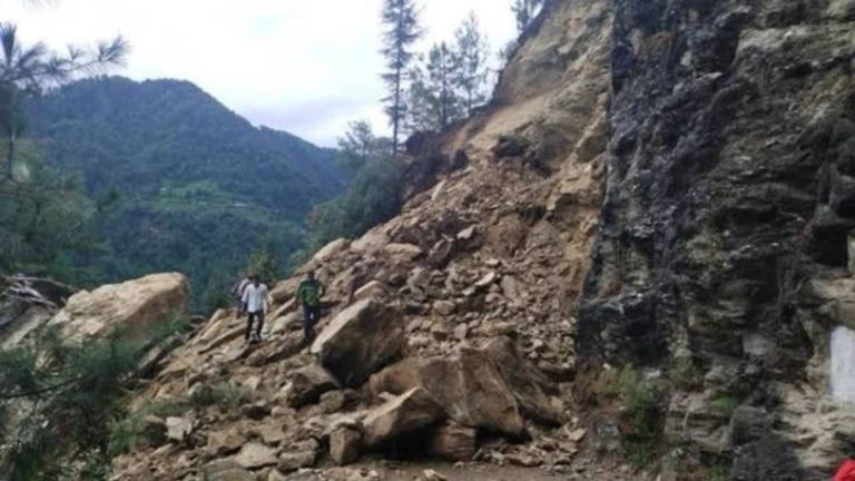 Uttarkashi Landslide: উত্তর কাশীতে ভয়াবহ ভূমিধস, বন্ধ গঙ্গোত্রী-যমুনেত্রী জাতীয় সড়ক