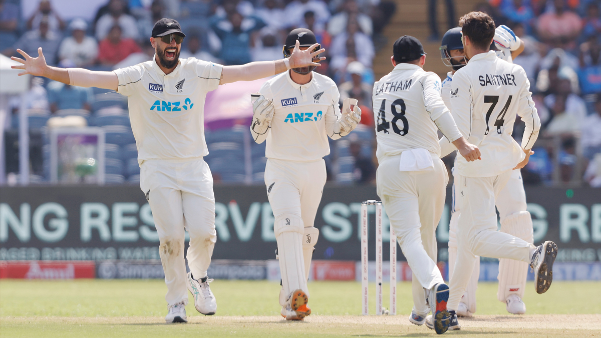 IND vs NZ Test Series 2024: টেস্টে সবচেয়ে বড় অঘটন ঘটিয়ে উচ্ছ্বাসে মাতলেও মাটিতে পা কিউইদের, পুণেতে ১৩ টি উইকেট নিয়ে নজির স্যান্টনারের