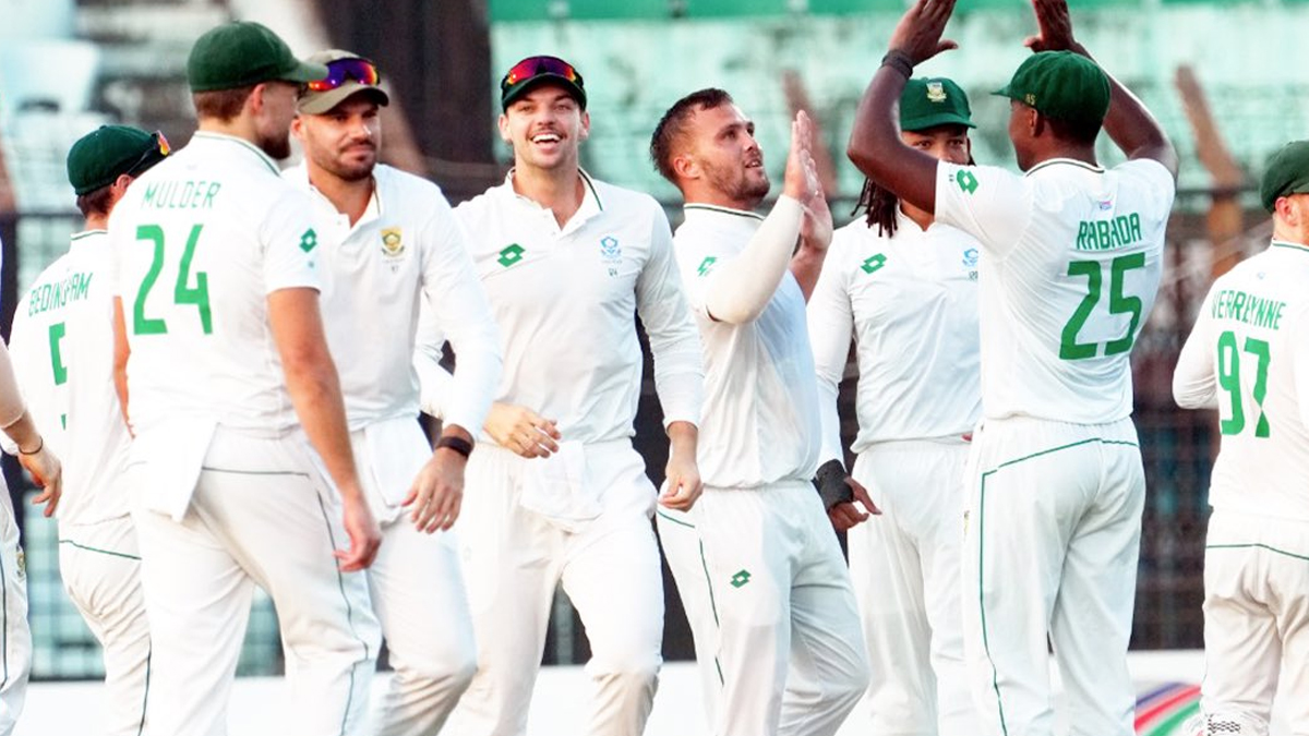 ZIM vs SA 2nd Test Toss Update: টসে জিতে প্রথম বল করছে জিম্বাবয়ে, দক্ষিণ আফ্রিকার দলে অভিষেক দুই তারকার