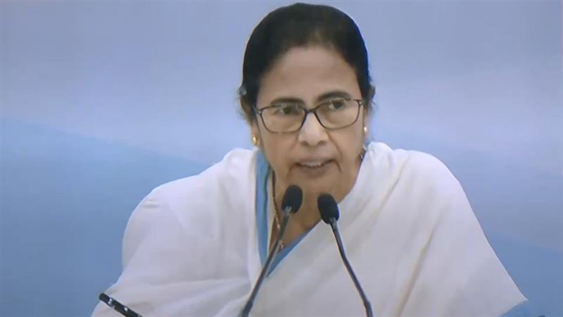 West Bengal Patient Welfare Committees: রোগী কল্যাণ সমিতিতে মহুয়া মৈত্র, মদন মিত্র, আরজি করে অতীন ঘোষ, নেই শান্তনু সেন