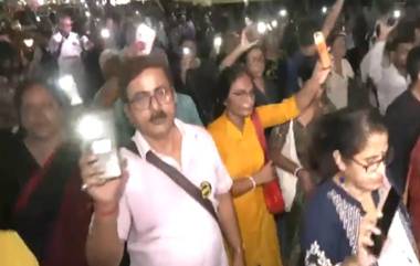 RG Kar Case: আরজি করের বিচার চেয়ে টর্চলাইট জ্বালিয়ে প্রতিবাদে রাস্তায় চিকিৎসক থেকে সাধারণ মানুষ