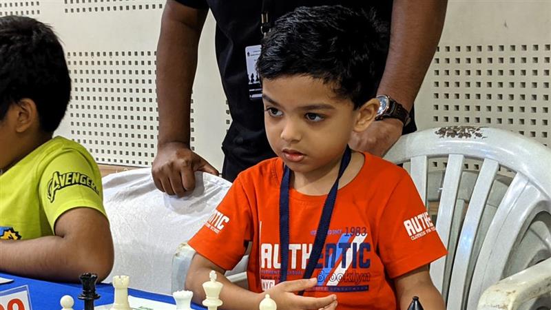 Anish Sarkar : মাত্র সাড়ে ৩ বছর বয়েসে আন্তর্জাতিক দাবা খেলোয়াড়ের স্বীকৃতি পেয়ে বিশ্বরেকর্ড কলকাতার অনীশ সরকারের