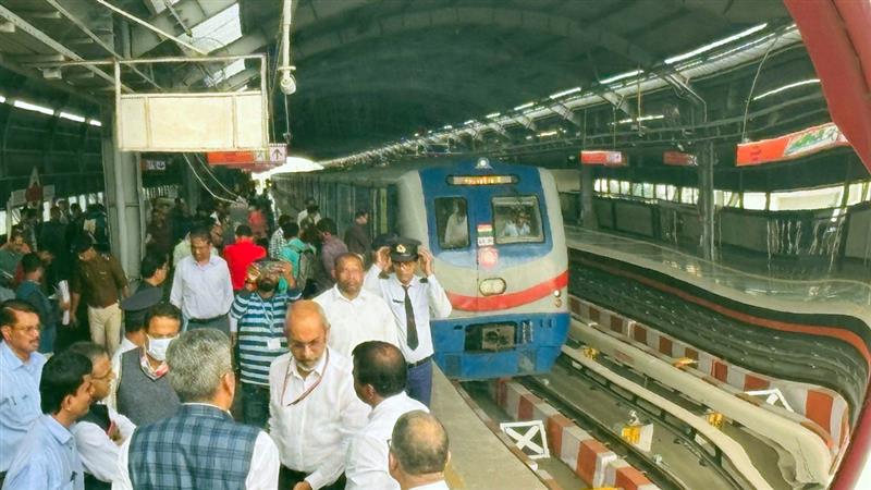 Kolkata Metro: সোম থেকে কমছে মেট্রো সংখ্যা, দমদম থেকে আর ছাড়বে না কোনও মেট্রো, বাড়ল সময়ের ব্যবধান