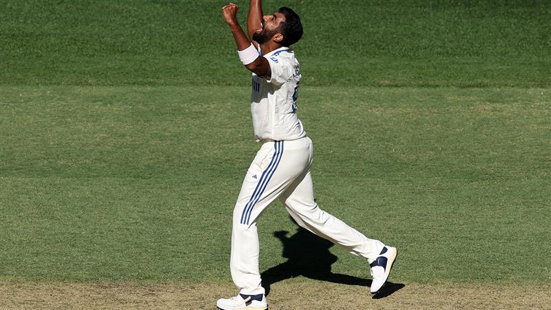 IND vs AUS 3rd Test Day 2 Highlights: বুমরাহের ৫ উইকেট, তবুও হেড-স্মিথের জোড়া শতকে অজিদের স্কোর ৪০০ পার