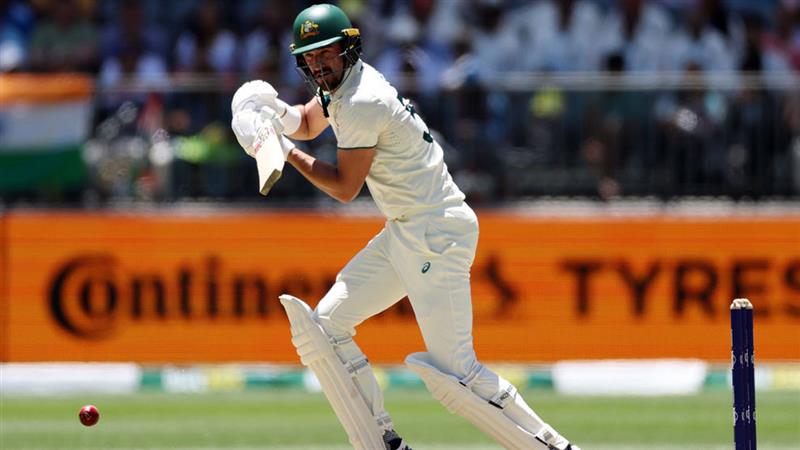 AUS vs IND 1st Test Day 2 Live Score: ভারতের পেসে ১০৪ অলআউট অজিরা, ব্যাট হাতে একা লড়াই স্টার্কের
