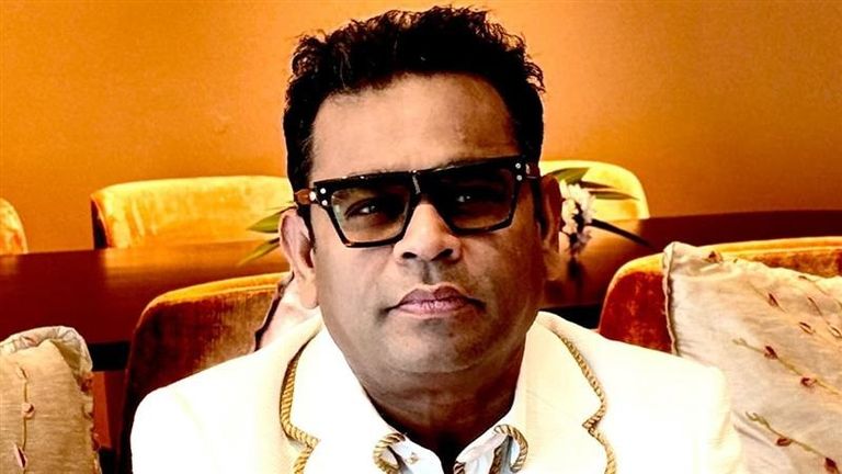 AR Rahman Hospitalised: বুকে অসহ্য ব্যথা, হাসপাতালে ভর্তি এআর রহমান