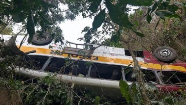 Bus Accident: পাহাড়ের খাঁদে উলটে পড়ল যাত্রী বোঝাই বাস, ভয়াবহ দুর্ঘটনায় নিহত ১৭