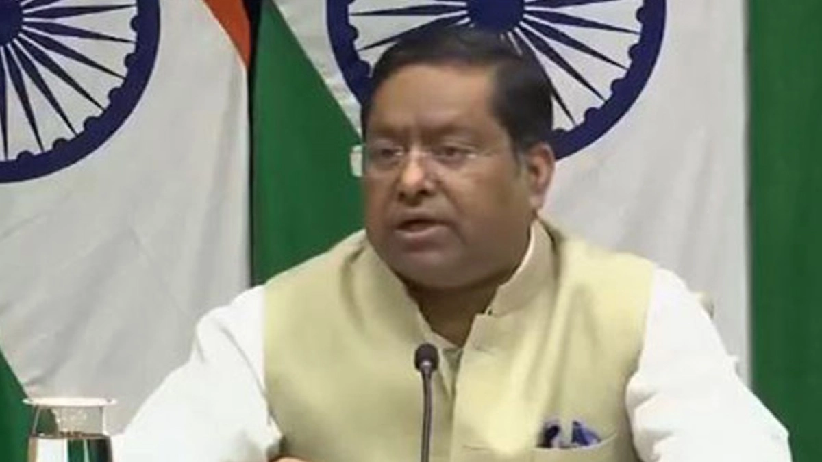 Russian Oil Trump India: রাশিয়া থেকে তেল কেনা নিয়ে ট্রাম্পের হুমকির কড়া জবাব নয়া দিল্লির