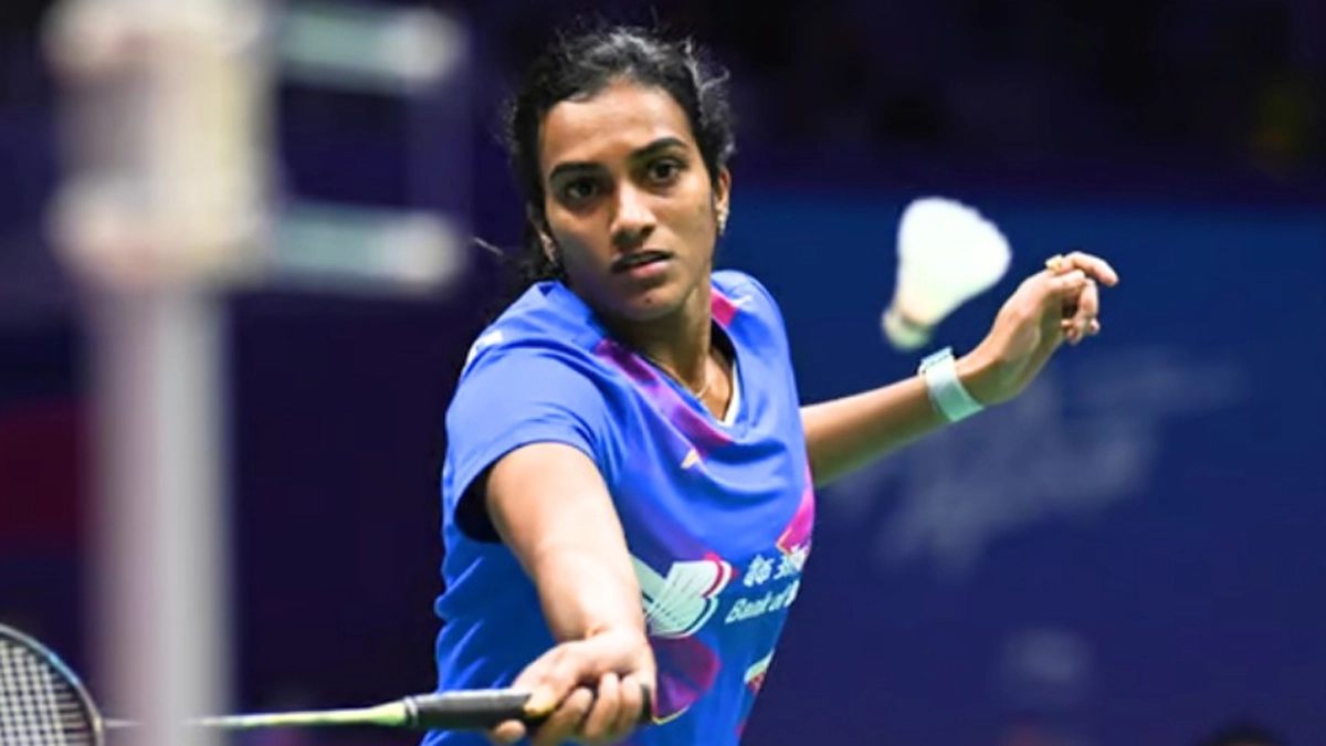 PV Sindhu: প্রথম দিনের বিপর্যয় ভুলে বিশ্ব ব্য়াডমিন্টনে জয় দিয়ে শুরু সিন্ধু, প্রণয়ের