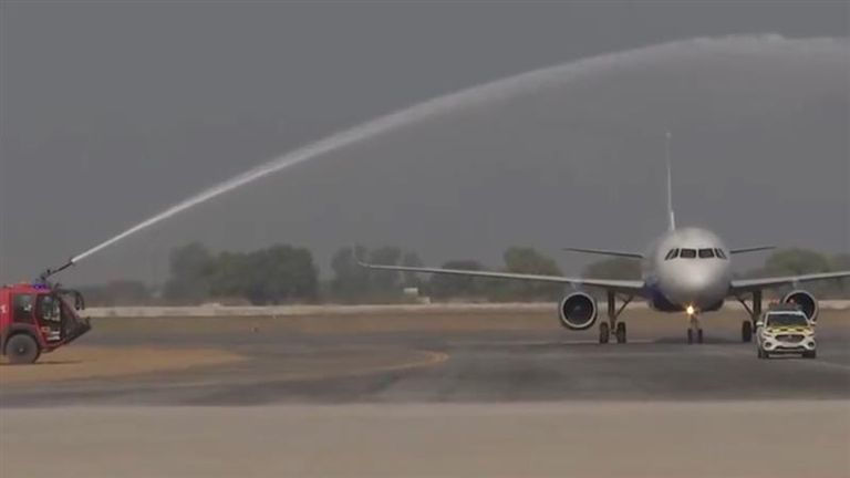 Noida International Airport: আগামী বছর এপ্রিলে উদ্বোধন, নয়ডা আন্তর্জাতিক বিমানবন্দরে শুরু পরীক্ষানিরীক্ষা