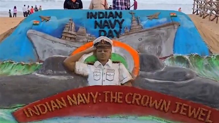 Navy Day Special Sand Art: নৌবাহিনী দিবস উদযাপনে পুরীর সৈকতে বিশেষ বালি শিল্প, দেখুন ভিডিও