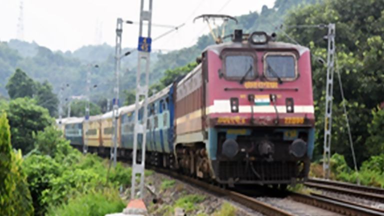 Train Cancelled Due To Punjab Bandh: কিষাণ ইউনিয়নের ডাকে পাঞ্জাবে চলছে বনধ, বাতিল হল ১৫০ ট্রেন; জানাল উত্তর রেলওয়ে