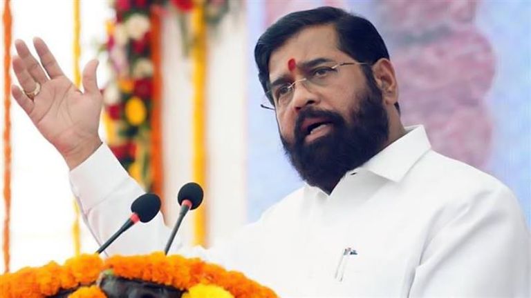 Eknath Shinde: কিছুটা সুস্থ, রবিতেই গ্রামের বাড়ি থেকে মুম্বই ফিরছেন একনাথ শিন্ডে