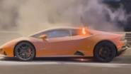 Lamborghini Catches Fire Video: রাস্তার মাঝে দাউ দাউ করে জ্বলছে ল্যাম্বরগিনি, কয়েক কোটির গাড়ির দশা দেখে অবাক মানুষ