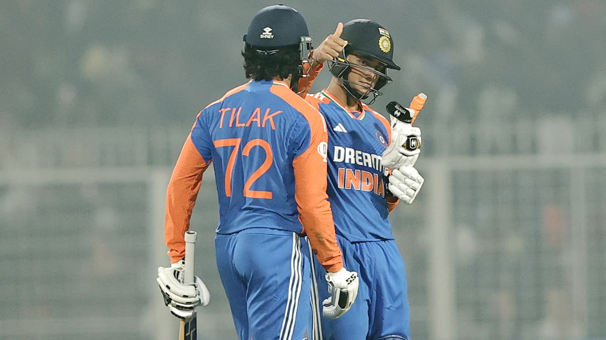 IND vs ENG 1st T20I Highlights: বরুণ চক্রবর্তীর চক্রব্যুহে ইডেনে বাজিমাত ভারতের, ব্যাট হাতে সেরা অভিষেক শর্মা