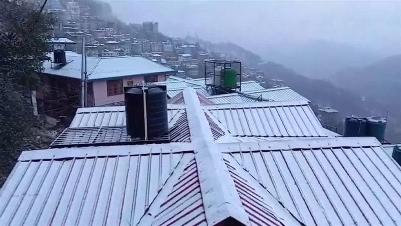 Himachal Snowfall: হিমাচলের উঁচু পাহাড়ে ভয়ঙ্কর তুষারপাত, হলুদ সতর্কতা জারি