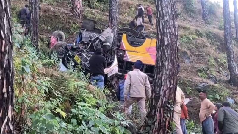 Uttarakhand Bus Accident: পাহাড়ি এলাকায় নিয়ন্ত্রণ হারাল যাত্রীবোঝাই বাস, উত্তরাখণ্ডে মৃত ৫