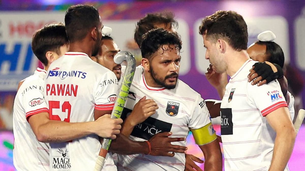 Men’s Hockey India League: বিরসা মুন্ডা হকি স্টেডিয়ামে শ্রাচি রাহ বেঙ্গল টাইগার্সকে ২-১ গোলে হারিয়ে দিল জেএসডব্লিউ সুরমা হকি ক্লাব