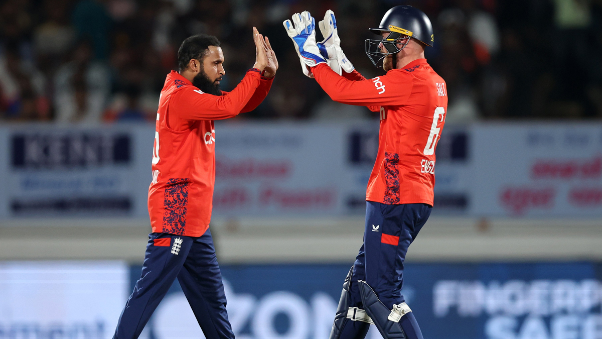 Ashwin Praises Adil Rashid: দেখুন, তিলক ভার্মাকে আউট করতেই ইংলিশ স্পিনার আদিল রশিদের প্রশংসায় টুইট অশ্বিনের