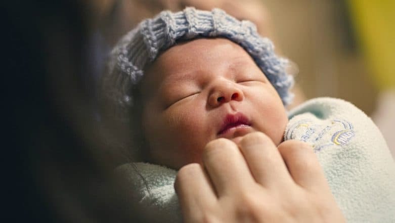 UP Fake Child Adoption:দত্তকের নামে জালিয়াতি, নথি জাল করে শিশু বিক্রি, গ্রেফতার চিকিৎসক-সহ ১০