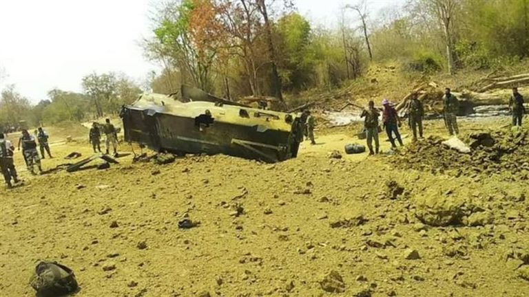 Chhattisgarh: ছত্তিশগড়ে চরম আতঙ্ক, মাওবাদীদের রাখা আইইডি বিস্ফোরণে নিহত ৯ নিরাপত্তা রক্ষী