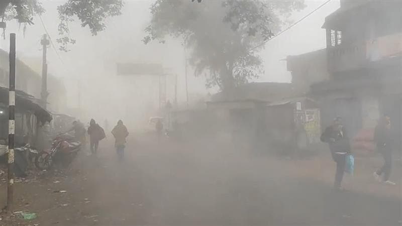 Fog In India: বুধ সকালে কুয়াশার দাপট, কুয়াশাচ্ছন্ন শালবনি থেকে কনৌজ, দেখুন ভিডিয়ো