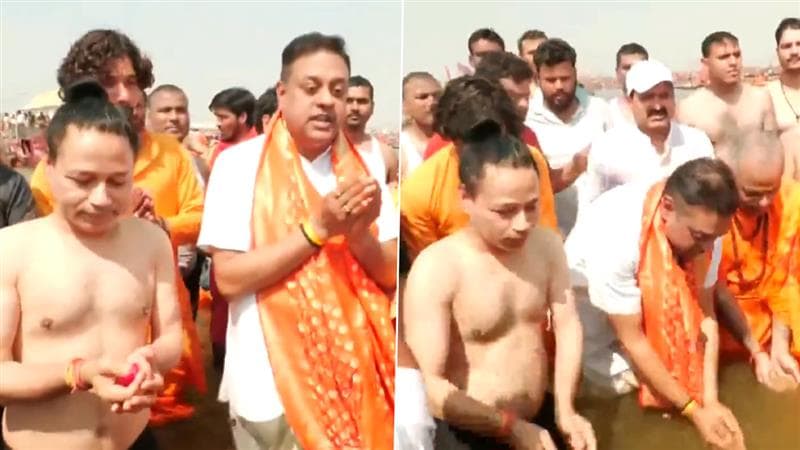 Kailash Kher Took Holy Dip at MahaKumbh 2025: বুধেই শেষ মহাকুম্ভ, বিজেপি নেতা সম্বিত পাত্রের সঙ্গে সঙ্গমে পুণ্যস্নান কৈলাস খেরের