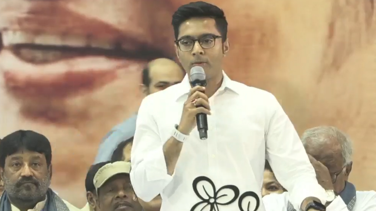 Abhishek Banerjee: আমার গলা কাটলেও মমতা বন্দ্যোপাধ্যায় জিন্দাবাদই বেরোবে, কর্মীসভায় বিজেপির উদ্দেশ্যে হুশিয়ারি অভিষেক বন্দ্যোপাধ্যায়ের