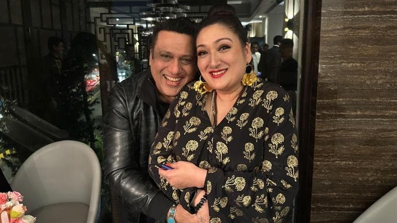 Govinda-Sunita Ahuja Headed for Divorce? নতুন প্রেমেই গোবিন্দার সংসার ভাঙছে ৩৭ বছর পর? স্ত্রী সুনীতার সঙ্গে বিচ্ছেদের পথে অভিনেতা, বলছে রিপোর্ট