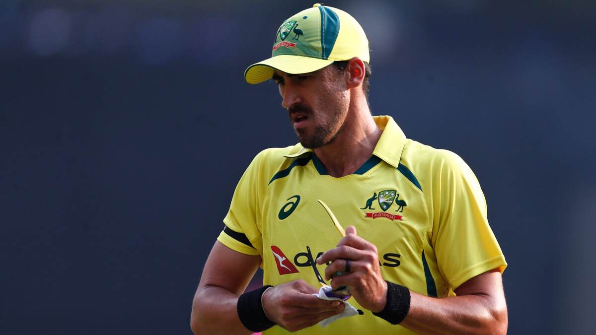 Mitchell Starc Ruled Out: ব্যক্তিগত কারণে চ্যাম্পিয়ন্স ট্রফি থেকে সরে দাঁড়ালেন অজি পেসার মিচেল স্টার্ক