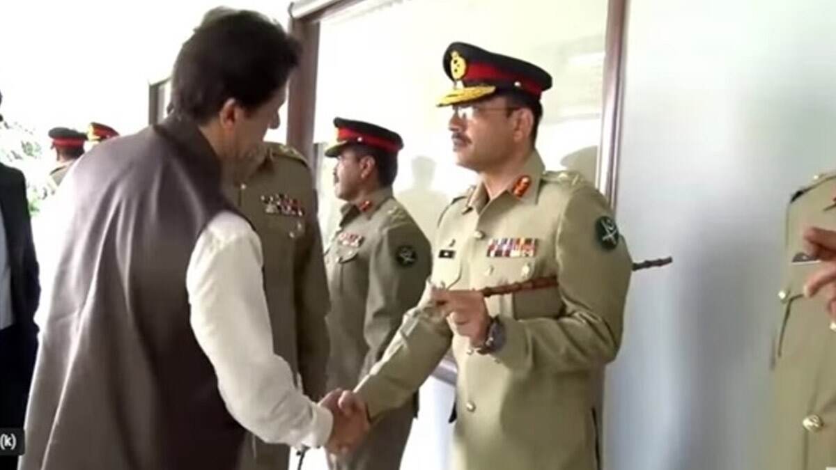 Pakistan Army Chief Over Political Persecution: রাজনৈতিক নিপীড়নের জন্য পাকিস্তানের সেনাপ্রধানের বিরুদ্ধে নিষেধাজ্ঞা আরোপ,  মার্কিন কংগ্রেসে বিল উত্থাপন