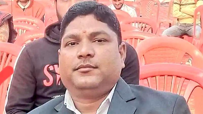 Uttar Pradesh: যোগীরাজ্যে প্রকাশ্য রাস্তায় গুলি, দুষ্কৃতী হামলায় মৃত্যু সাংবাদিকের, তদন্তে নেমেছে পুলিশ