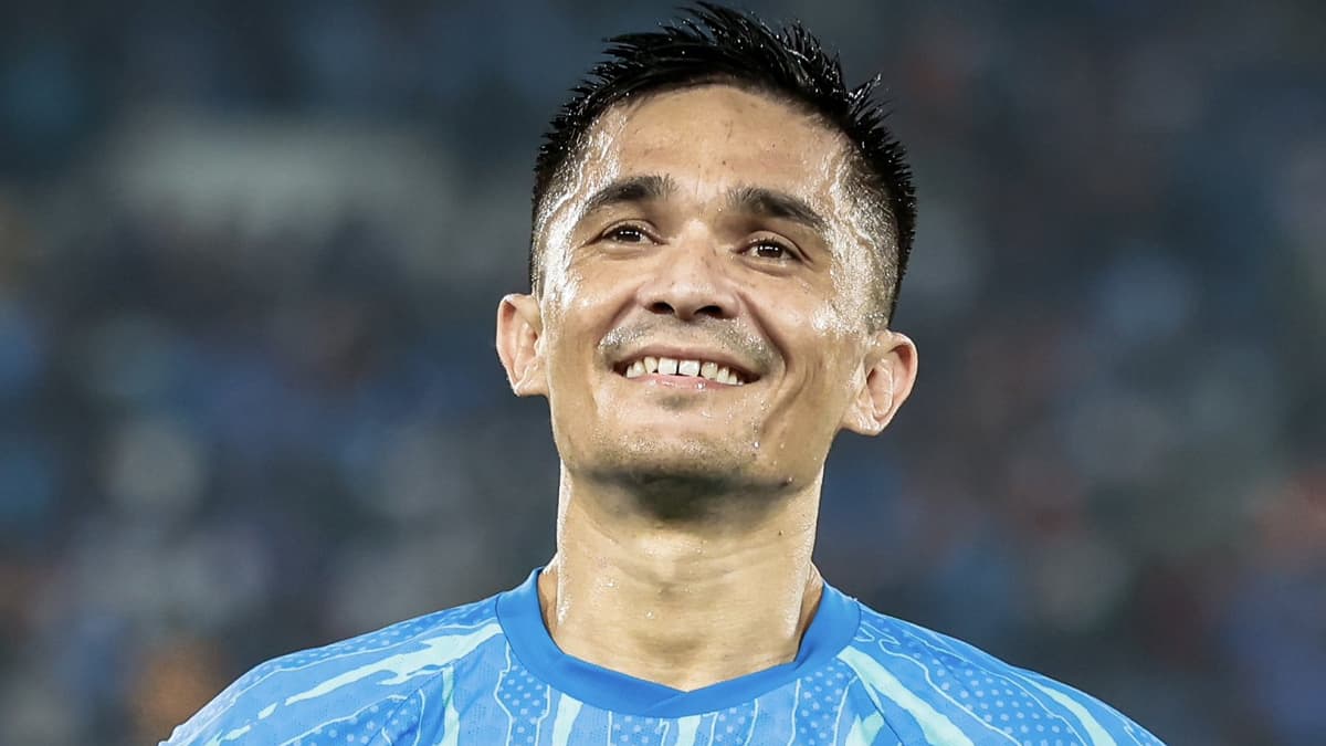 Sunil Chhetri: অবসর ভেঙে জাতীয় দলের জার্সি গায়ে মাঠে ফিরছেন সুনীল ছেত্রী, খেলবেন এশিয়ান কাপের যোগ্যতা অর্জন ম্যাচে