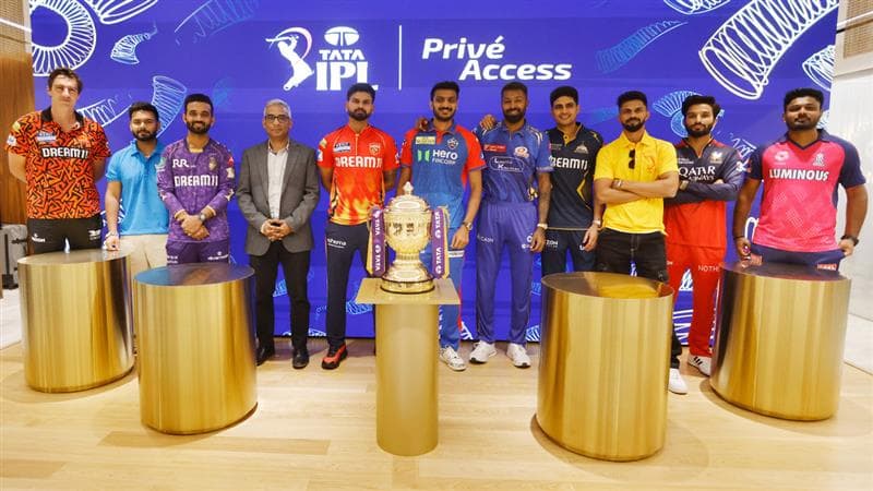 IPL Rules 2025: টু-বল রুল থেকে স্যালাইভা ব্যান, আইপিএলে হাজির নানা নতুন নিয়ম; জানুন বিস্তারিত